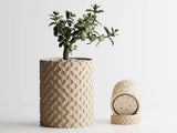 Geo planter with twist-on drip tray